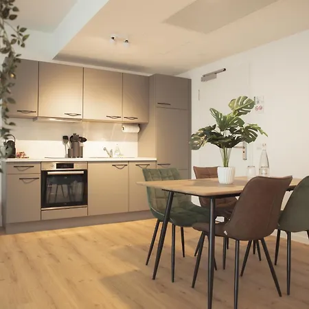 Black Forest 公寓式酒店